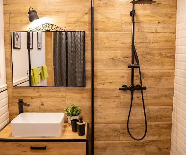 Ferienhaus Dom Farmerski W Gorach Stolowych *